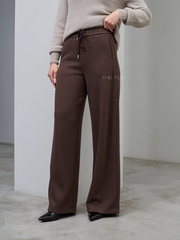 Коричневые брюки из плотного трикотажа