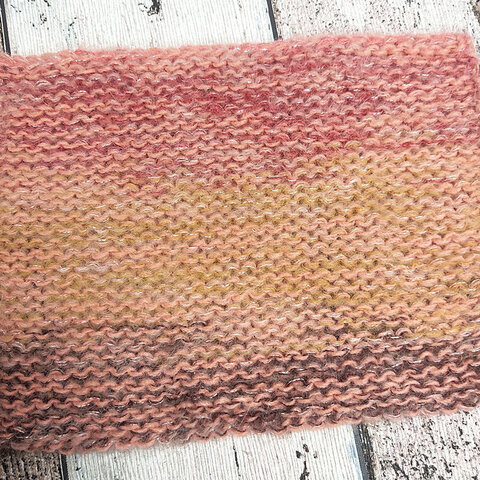 Смотка с бэби альпакой и кидмохером 285 розовый секционный