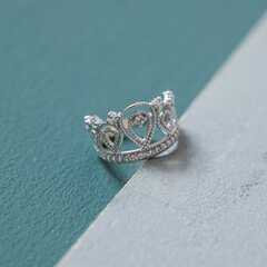 94011515 - Кольцо КОРОНА из серебра с фианитами