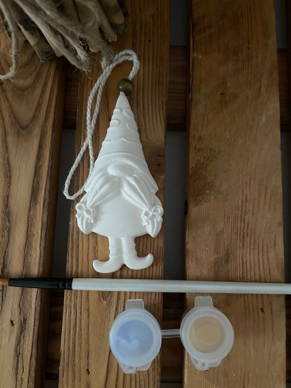 Гном сказочник. Фигурка для росписи. Подвеска FRG-201