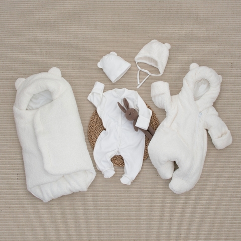 Демисезонный комплект на выписку 5 предметов