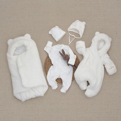 Демисезонный комплект на выписку 5 предметов