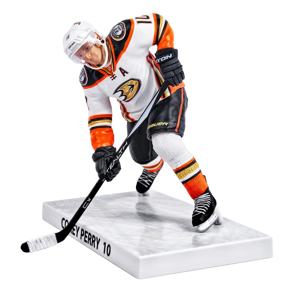 Игрушка хоккеист. Фигурки хоккеистов НХЛ NHL. MCFARLANE Toys хоккеисты. Фигурка игроков НХЛ. Игрушки Anaheim NHL.