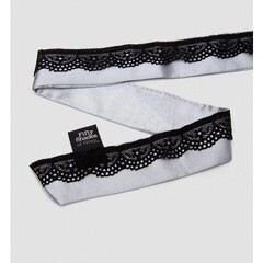 Атласный ошейник с зажимами для сосков Shades-of-Grey Play Nice