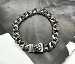 braslet-massivnyj-iz-stali-s-poserebreniem-style-by-chrome-hearts