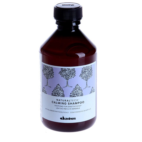 Davines NaturalTech CALMING: Успокаивающий шампунь для чувствительной кожи головы (Shampoo)