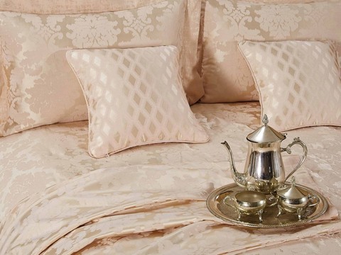 Покрывало 240х260 и 2 наволочки 50х70 Asabella 48B-4H