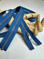 Молния металлическая разъемная (1 замок) (Lampo, 139, Джинсовый индиго/металл никель, ширина тесьмы 28 мм, размер звеньев 4 мм)