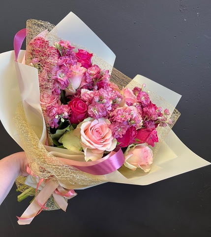 Малиновый левкой