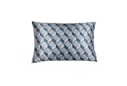 Наволочка 50x70 Mollen Дельта Невы ежевично-черная хлопковая