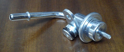 РЕГУЛЯТОР ДАВЛЕНИЯ ТОПЛИВА LANOS, NEXIA ЕВРО-2