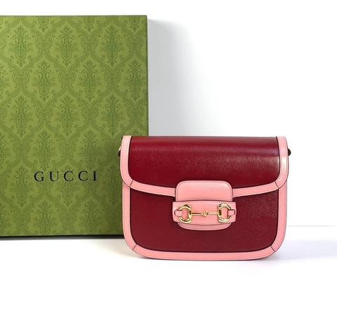 Маленькая сумка на плечо Gucci Horsebit 1955 розовый/темно-красный