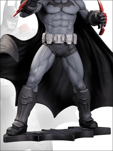 Batman Arkham City Batman Statue