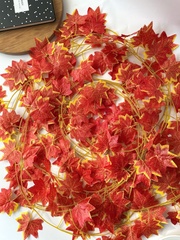 Кленовые листья, осенние искусственные, лиана 2,35 метра, листья около 6,5*7 см, набор 6 шт.