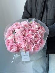 Букет из ранункулюсов в розовом оттенке 25 шт