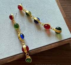 sergi-dlinnye-s-cvetnymi-kamnyami-v-vintazhnom-stile