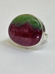 Сингл (кольцо с цоизитом)