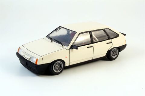 VAZ-2109 Lada Street Racing Custom 1:24 Hachette
