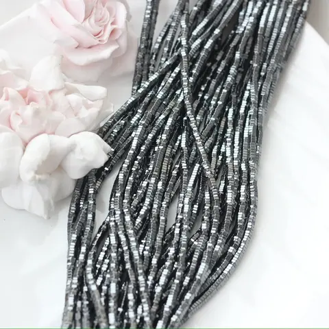 Гематин гематит, шестигранные бусины, 3*1 мм, чёрный, 1 нить, ГМ098
