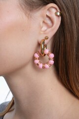 Подвеска Кольцо из бусин акрила с инкрустированным разделителем / multicolour /