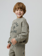 джемпер  для мальчика  КР 302782/темно-оливковый к652