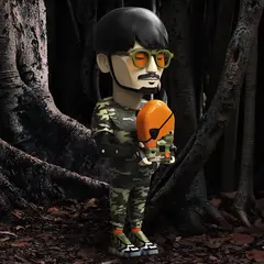 Фигурка Mighty Jaxx Game Designer Hideo Kojima (Boss Edition)