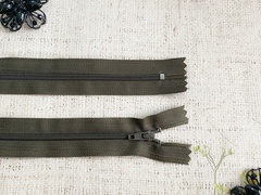 Молния брючная автомат, L 20 см, Т3, тёмный хаки