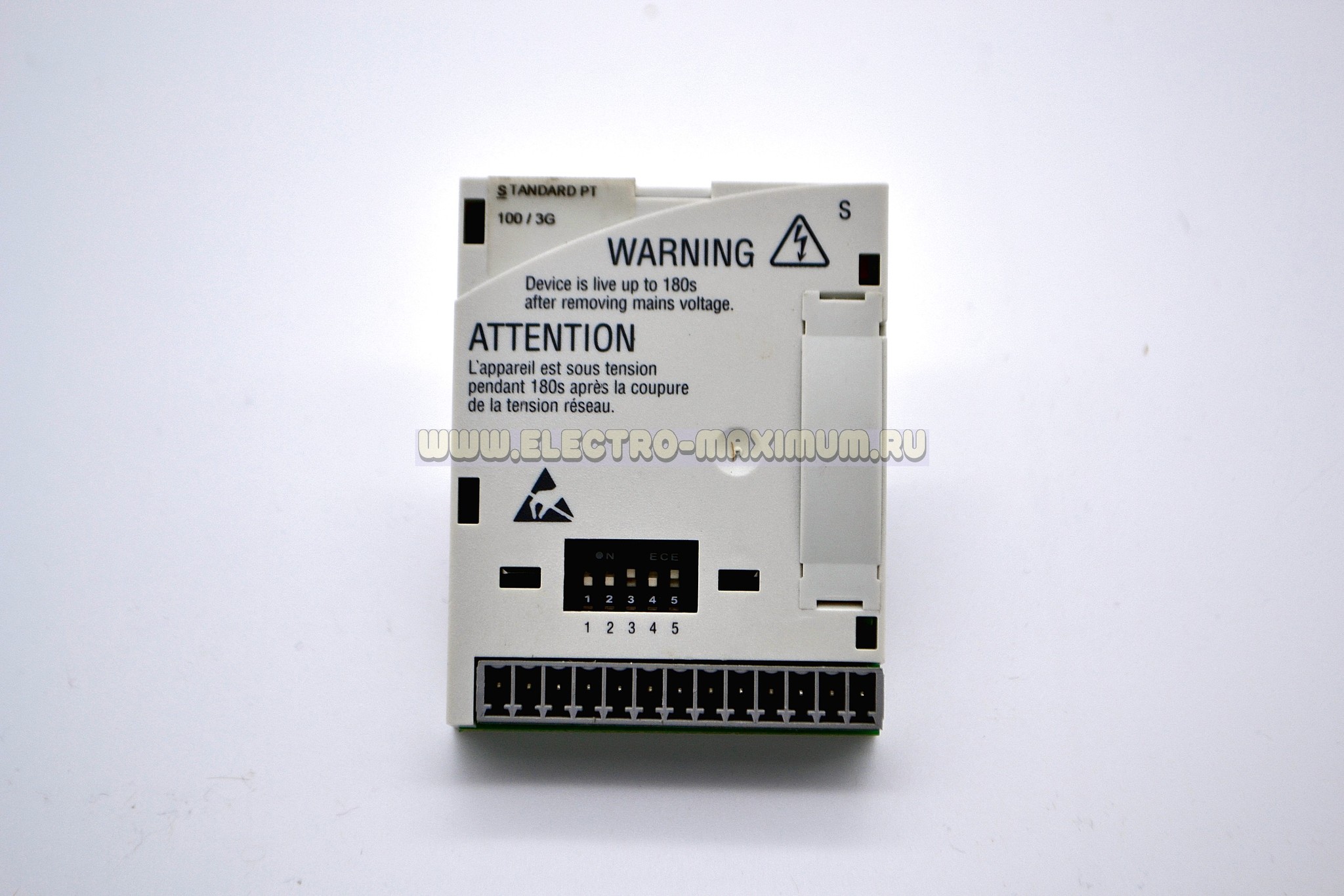 Modulo Lenze E82ZAFSC100 – Nuovo Originale – 1PZ – Componente Automazione Industriale
