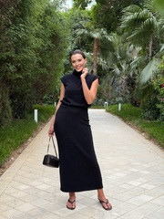 юбка  в черном цвете