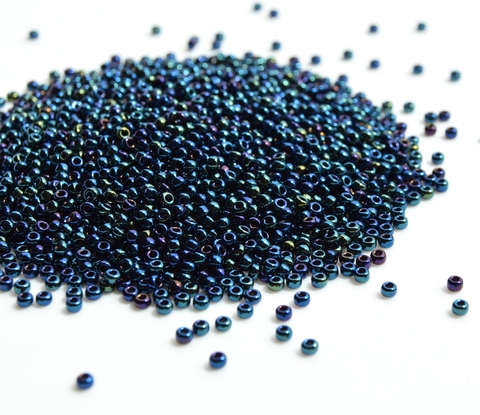 RR-0452 Metallic Dk.Blue Iris