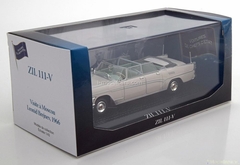 ZIL-111-V Leonid Brejnev 1966 creme Atlas Collection Norev 1:43