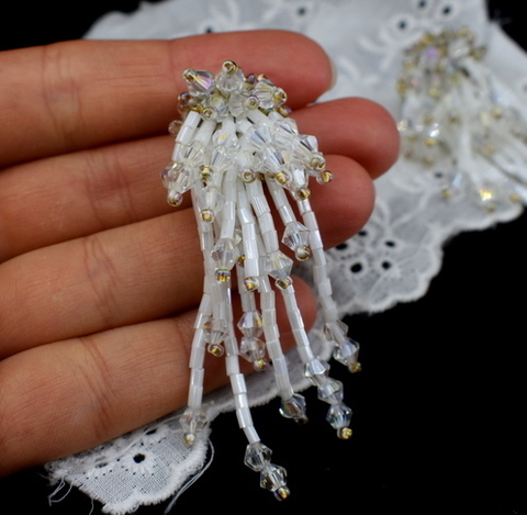 Свадебные украшения из бисера – отличительные черты