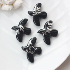 Подвеска фарфоровая Птичка (черный с серебром) 34*42 мм S042