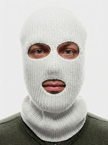 Балаклава вязаная (белая)