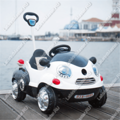 Детский электромобиль "HZB-8888" белый
