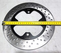 Диск тормозной задний на TRIUMPH Bonneville, Scrambler, Thruxton, Sprint, Tiger, Speed Triple 1998-2016 г.в.