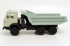 KAMAZ-5511 (horizontal stiffeners body) gray 1994 Elecon Arek 1:43