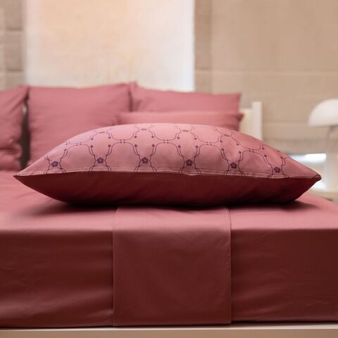 Наволочка 50x70 Mollen Узор вишнёво-ягодная шелковая