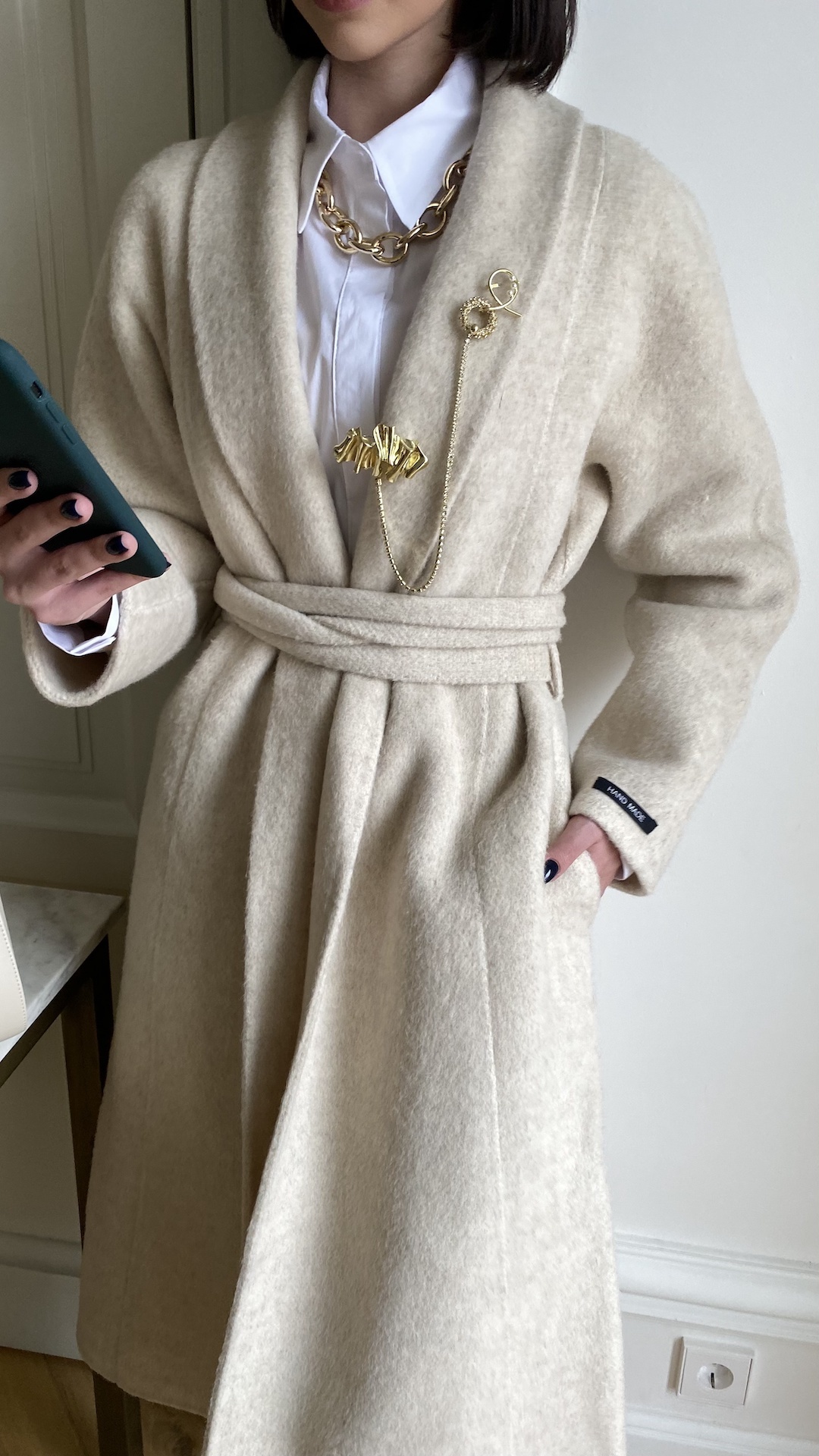 Пальто из двусторонней ткани с шерстью альпаки ручной работы