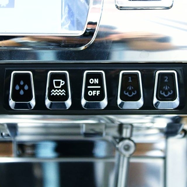 Рожковая кофемашина Nuova Simonelli Aurelia WAVE T3 2Gr 380V pearl white+high groups+A (142022)