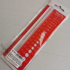 Линейка Knit Pro для определения размера спиц и плотности вязки , Красный