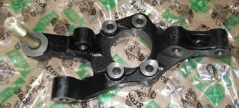 КУЛАК ЗАДНИЙ ПРАВЫЙ LACETTI, GENTRA GROG