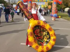 Гигантская ложка