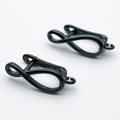 Ювелирные швензы, цвет черный металл, размер 19*6,5 мм, цена за пару