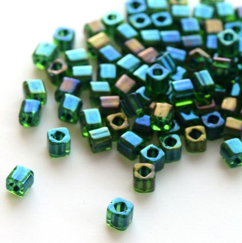 Бисер японский TOHO CUBE кубический 3мм 0249 зеленый