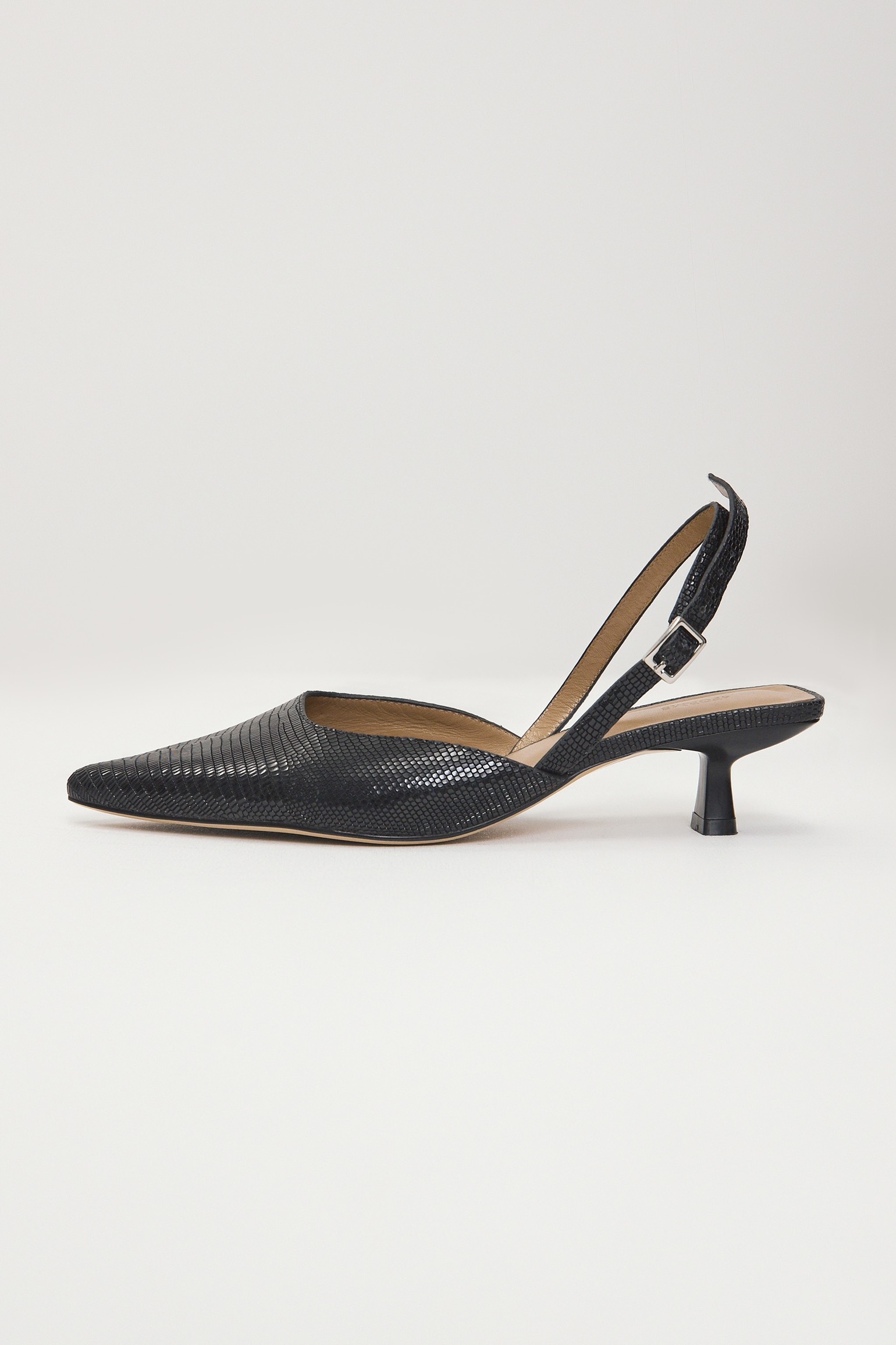 Туфли-мюли из кожи под рептилию на низком каблуке, черный