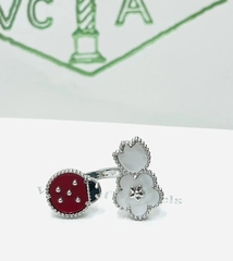 kolco-razemnoe-bozhya-korovka-s-ehmalyu-dva-motiva