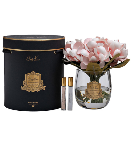 Букет магнолий ароматизированный и 2 спрея 10мл Cote Noire Magnolia pink в вазе