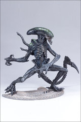 Фигурка Чужой Грид 30 см — Alien vs. Predator Alien Grid 12 Inch