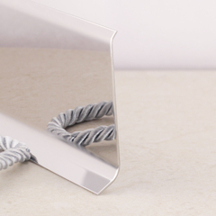 Плинтус из нержавеющей стали 100H глянцевый 2500 мм